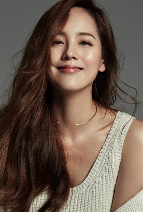 Sep 2, 2020 · Through her most recent television drama All About My Mom, Eugene received the Best Actress Award in the long-length drama category of 2015 KBS Drama Awards. In 2019, she returned to the big ... 